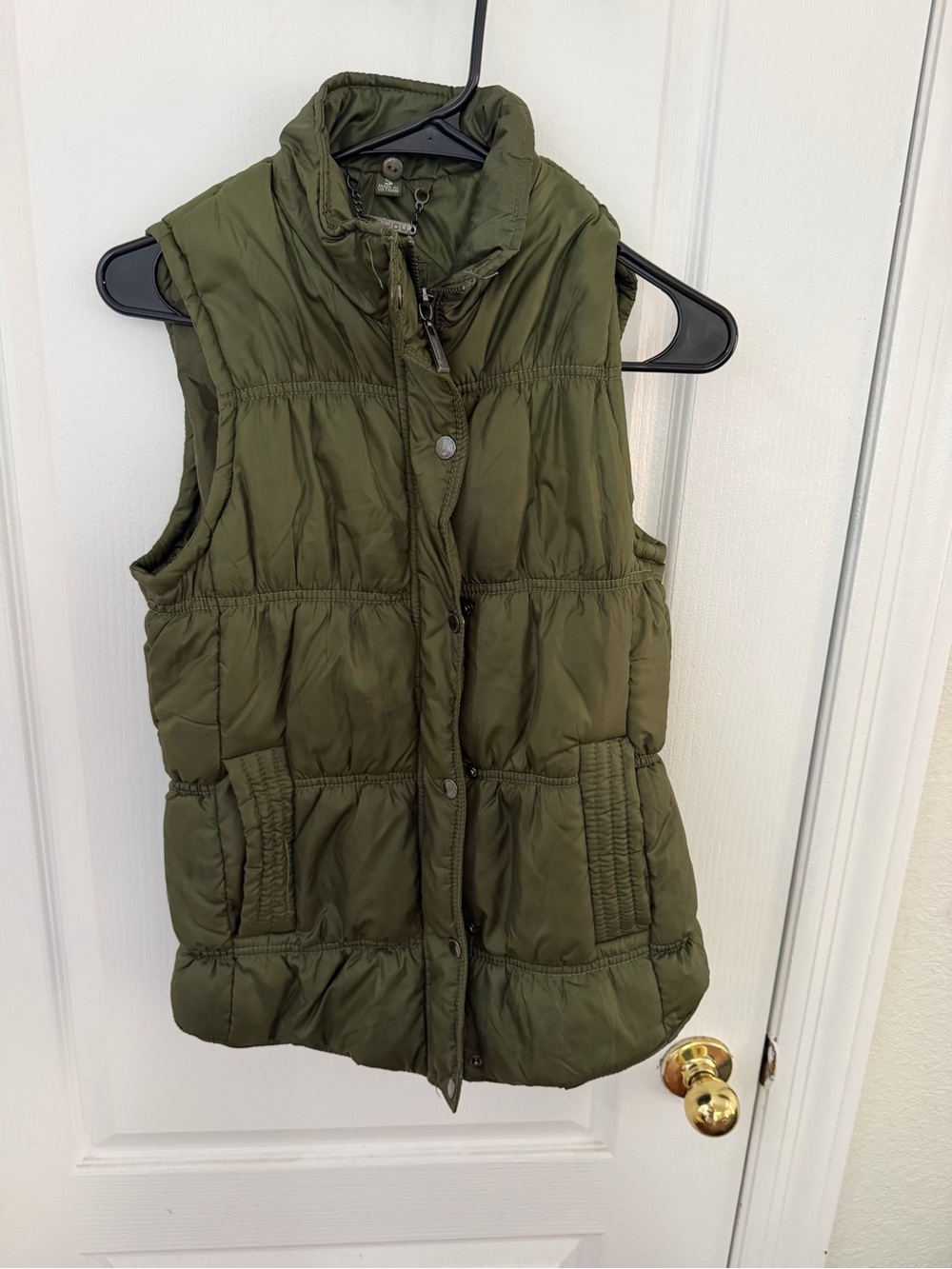 JOU JOU Olive Green Quilted Puffer Vest